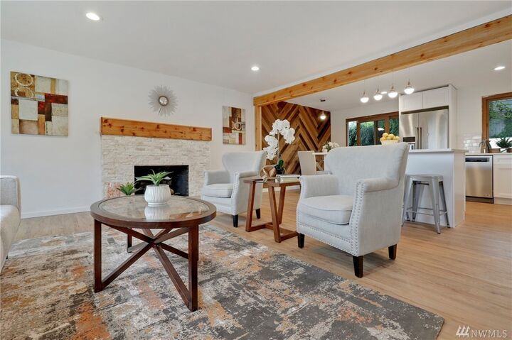 Property Photo: 17259 NE 16th Place WA 98008