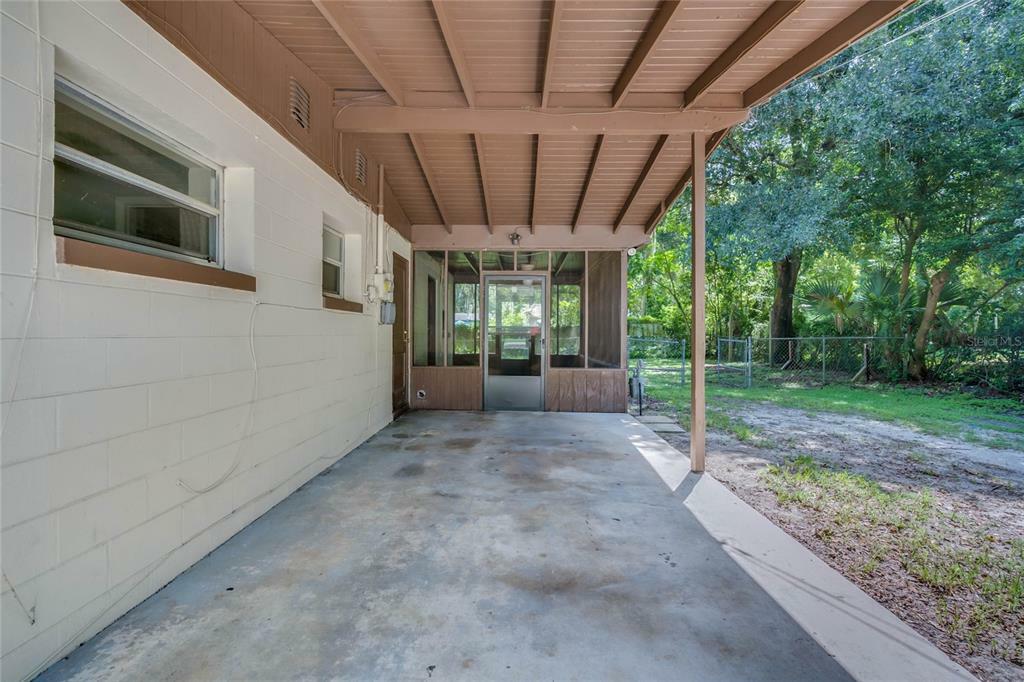 Property Photo:  701 Pennsylvania Avenue  FL 34731 