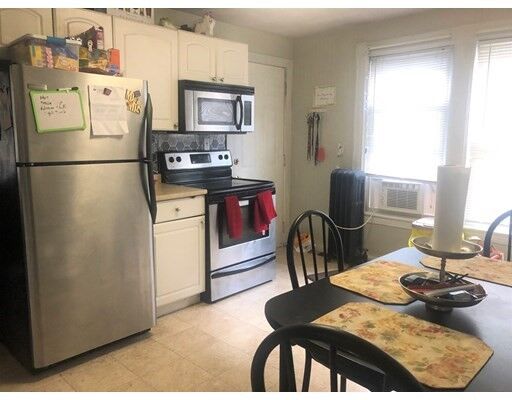 Property Photo: 5 Hampden St 1C MA 01609