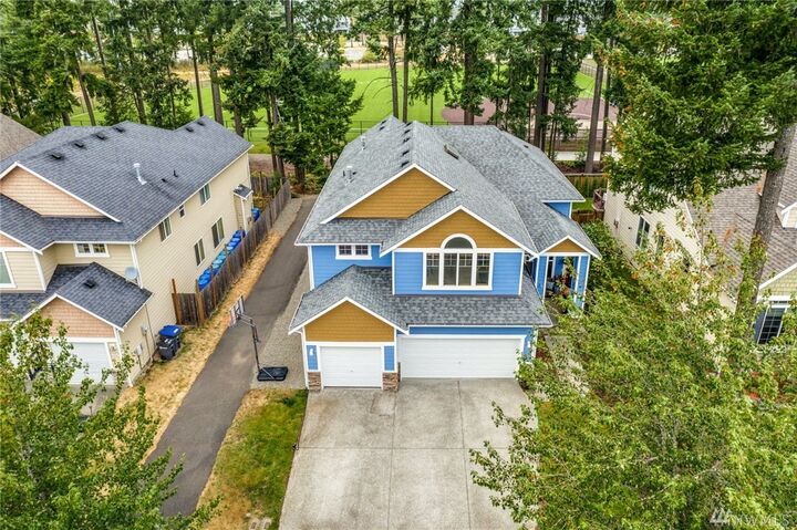Property Photo: 23712 SE 274th St WA 98038