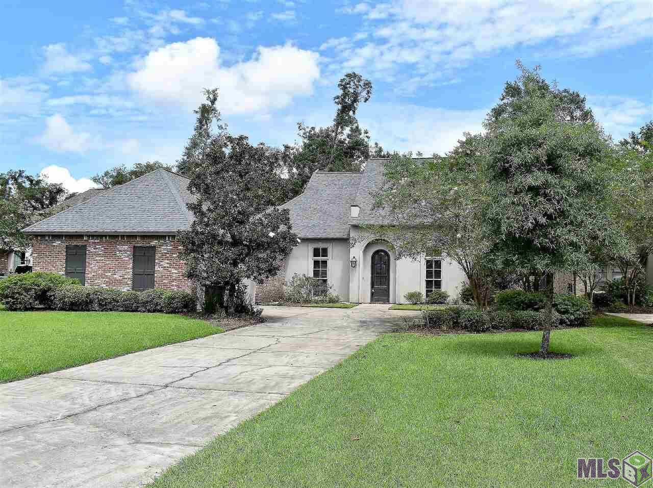 Property Photo: 13508 Landmark Dr LA 70810