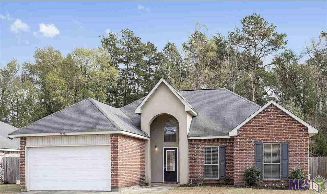 Property Photo: 26088 Glenbrooke Dr LA 70726