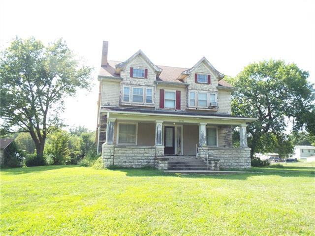 Property Photo: 3048 Colorado Road KS 66076