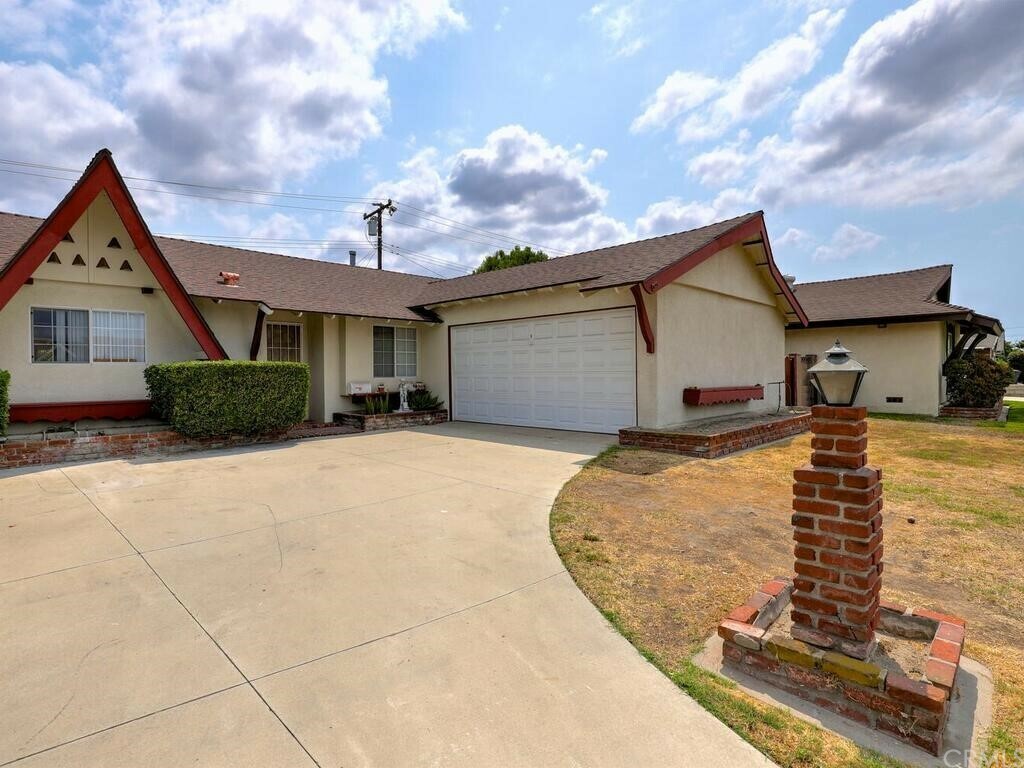 Property Photo:  7284 Chippewa Circle  CA 90620 