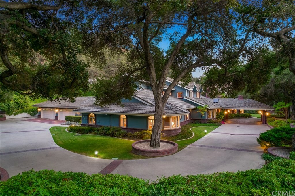 Property Photo: 6 Woodlyn Lane CA 91008