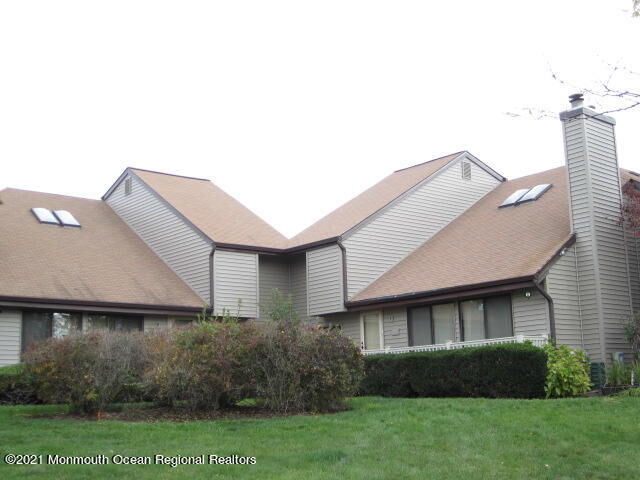 Property Photo:  