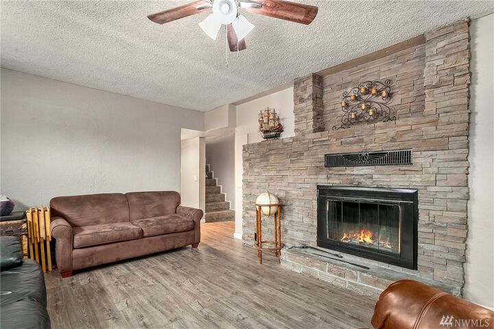 Property Photo:  2108 7th St  WA 98312 