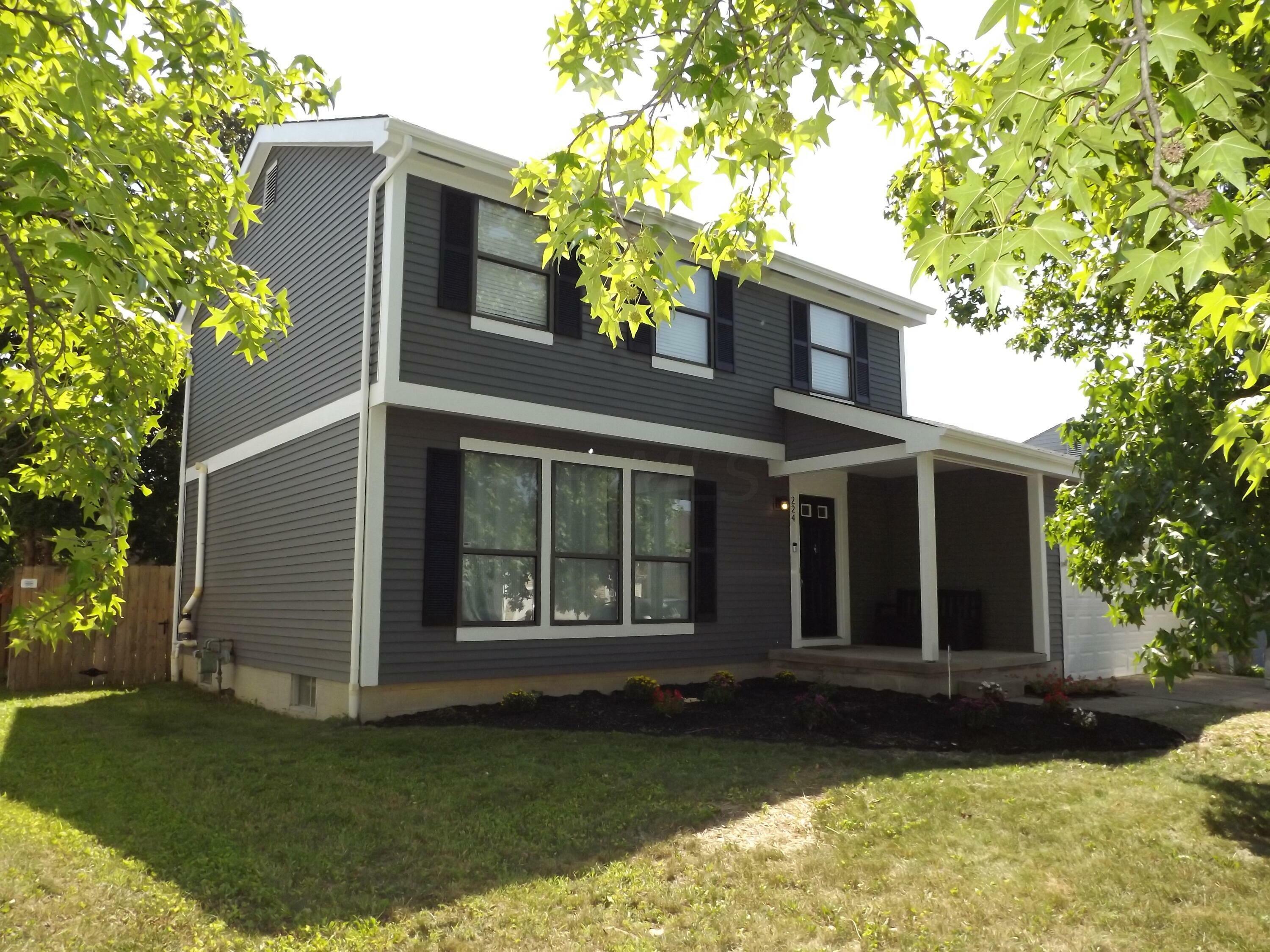 Property Photo: 224 Eastcreek Drive OH 43119