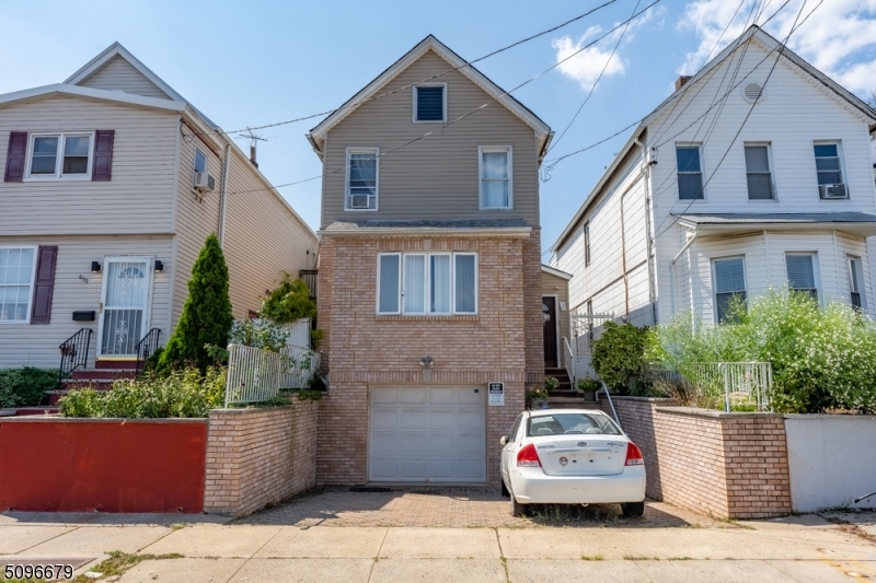 Property Photo:  457 Maple Ave  NJ 07202 