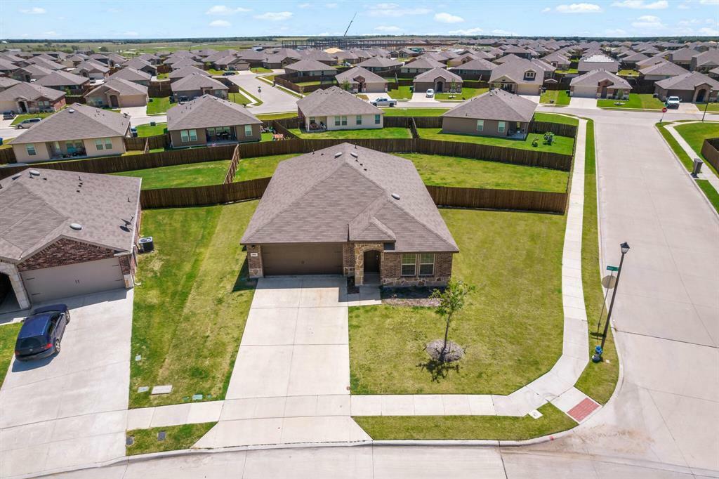 Property Photo:  500 Milo Way  TX 75189 