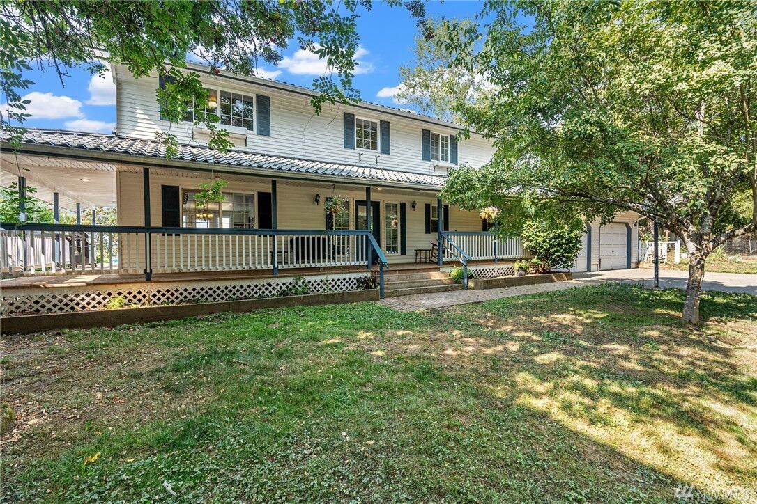 Property Photo:  1217 Loves Hill Dr  WA 98294 
