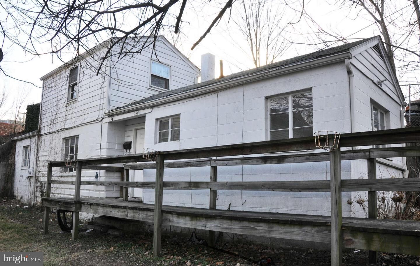 Property Photo: 103 E Pall Mall Street VA 22601