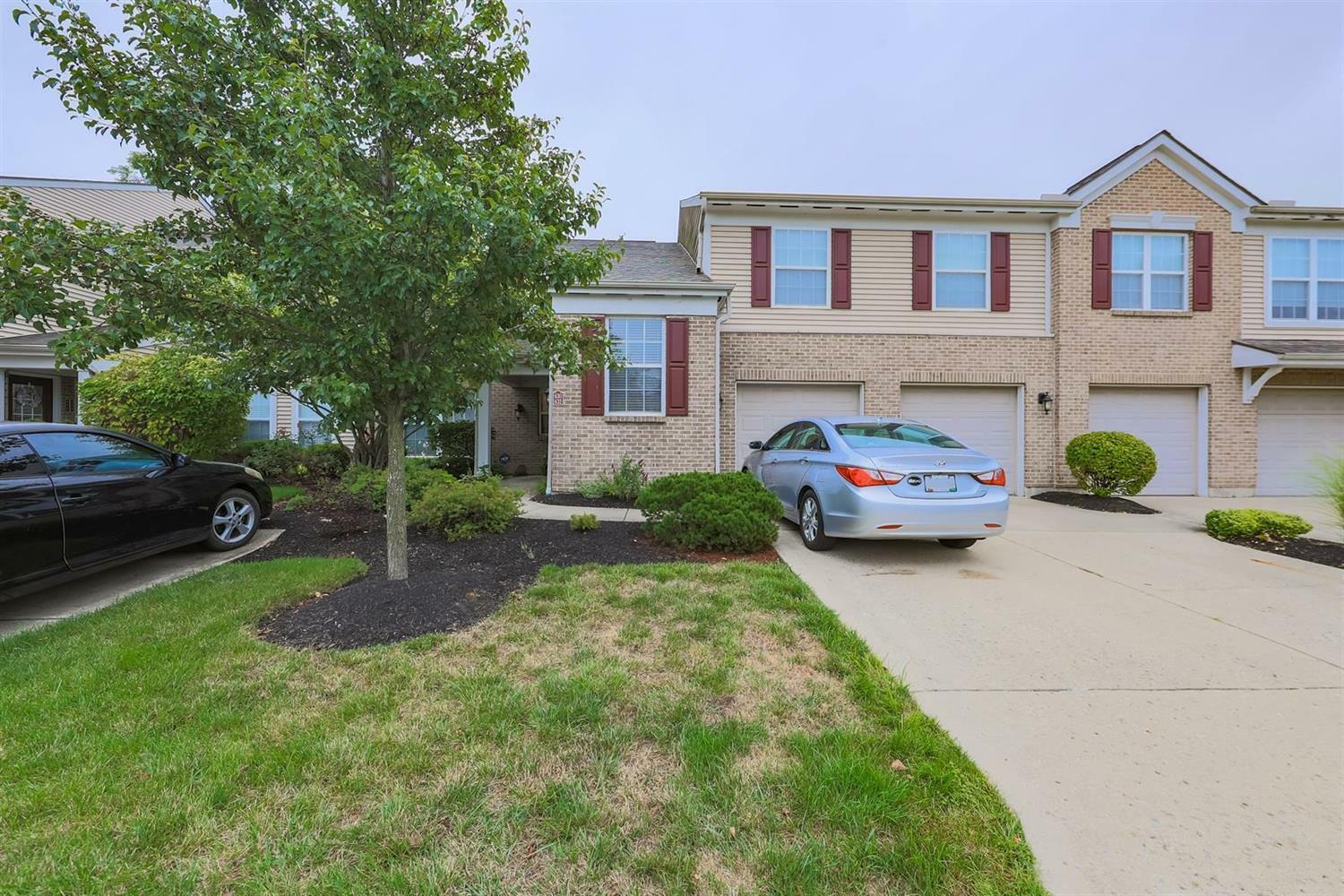 Property Photo:  632 Heritage Green Dr  OH 45050 