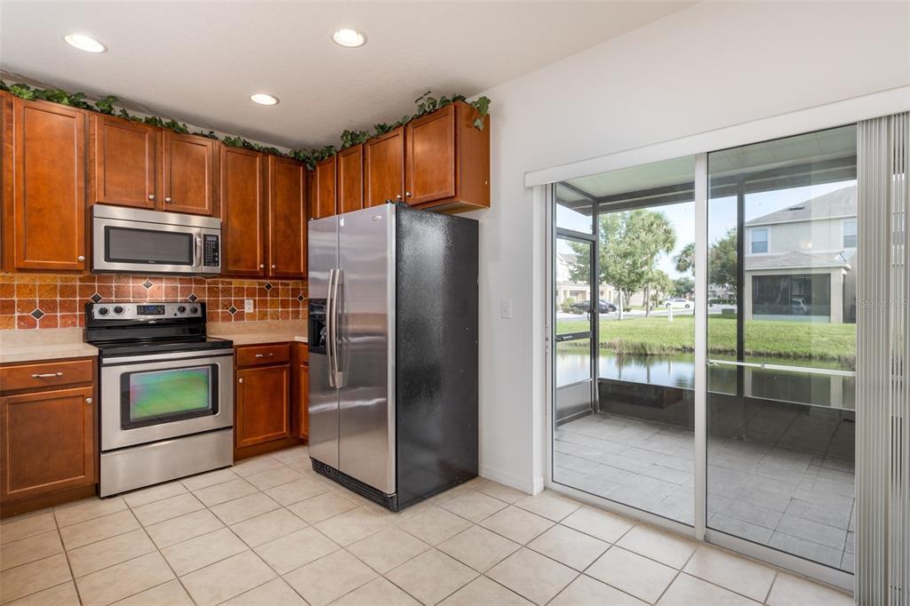 Property Photo: 4647 67th Avenue N FL 33781