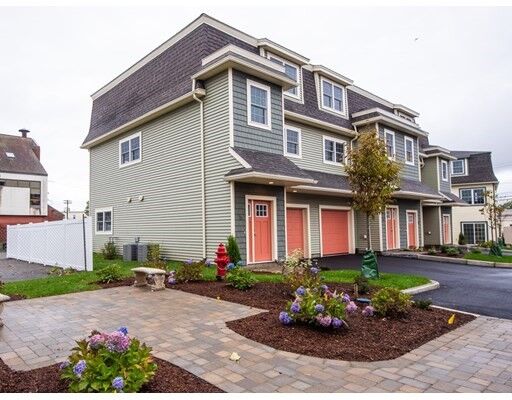 Property Photo: 18 River Street 5 MA 01905