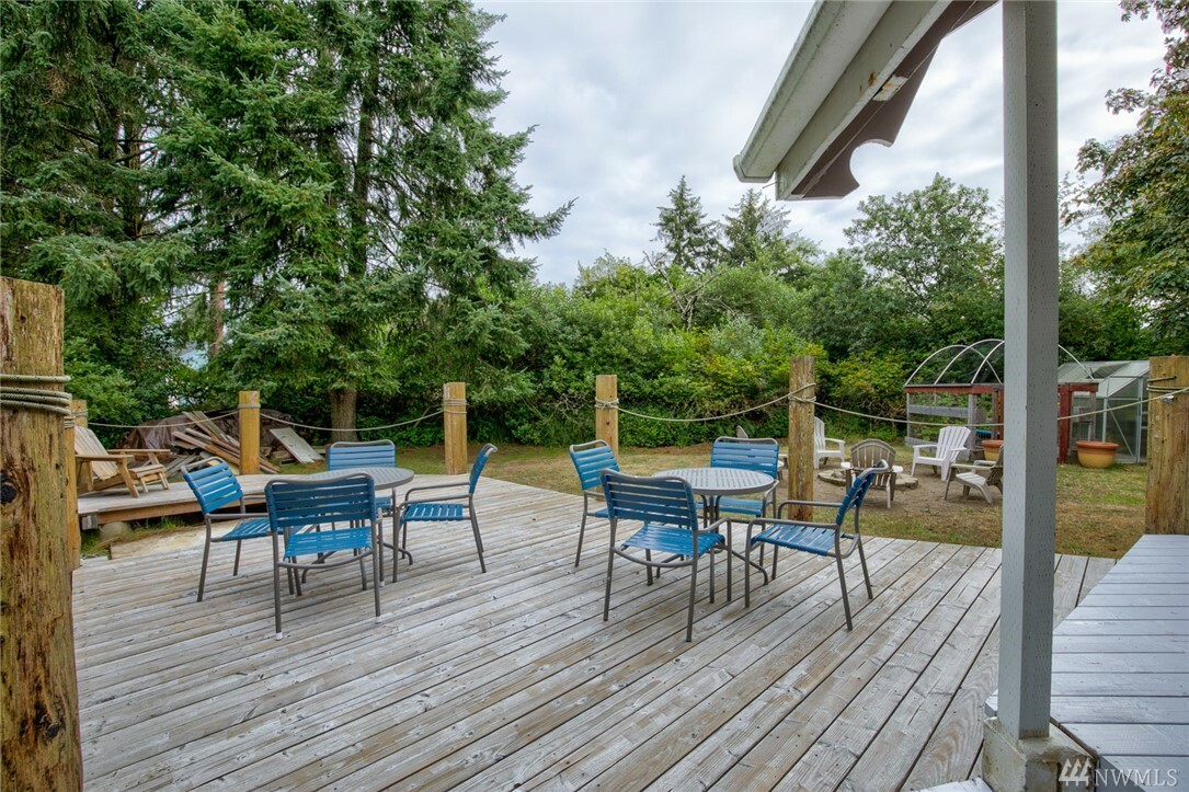 Property Photo:  254 Wishkah St SW  WA 98569 