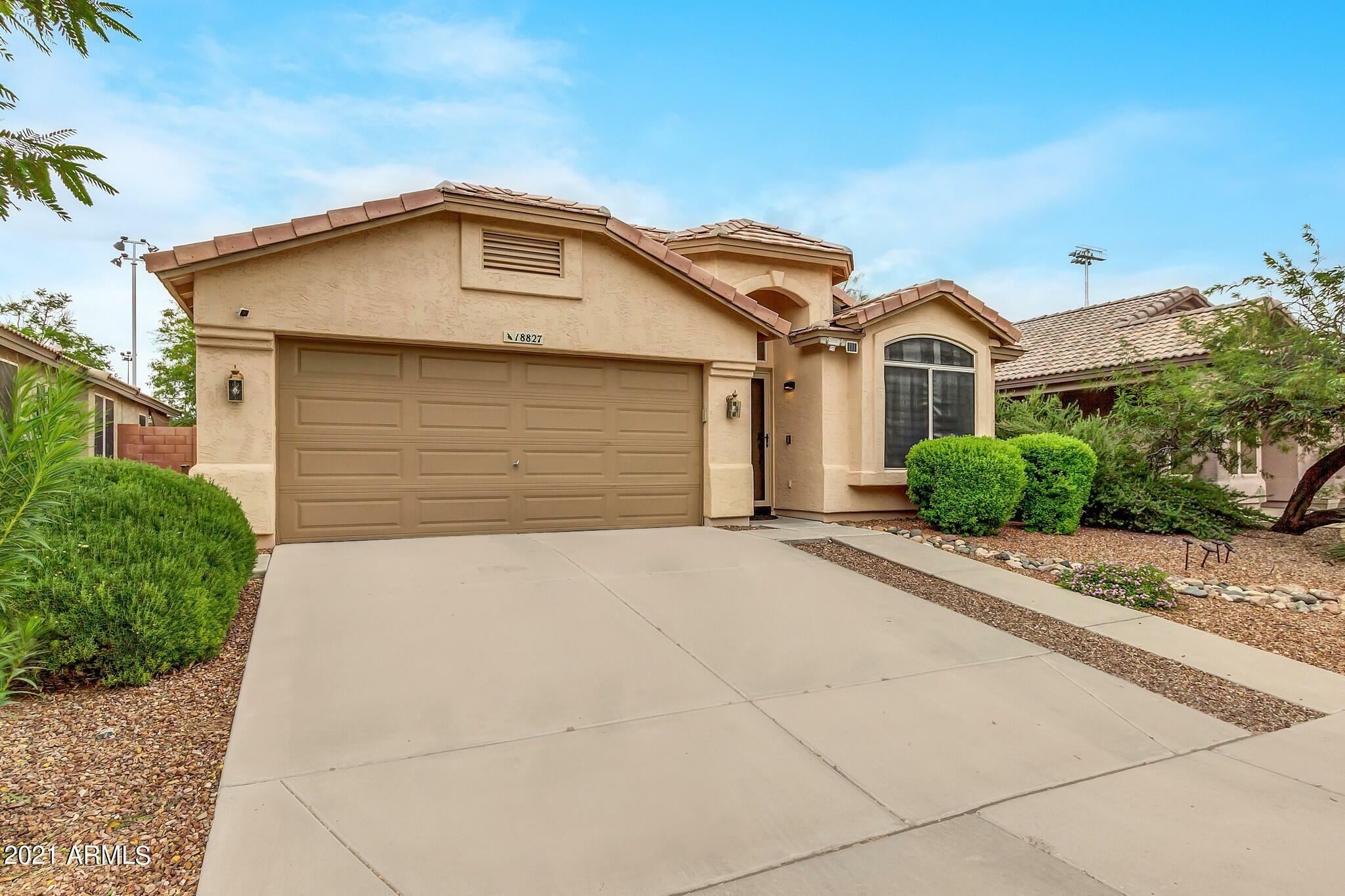 Property Photo: 18827 N 16th Place AZ 85024