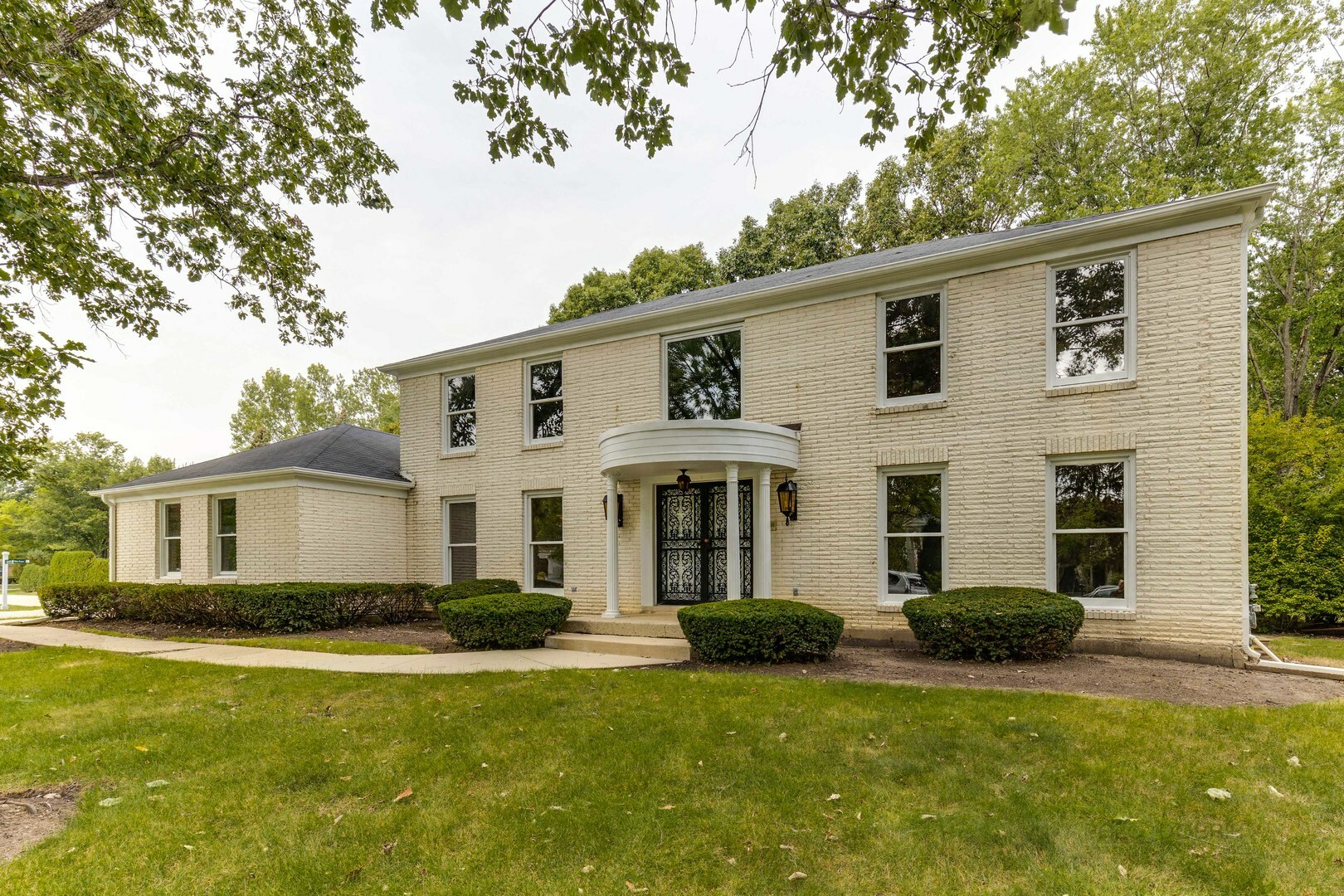 Property Photo:  48 Berkshire Lane  IL 60069 