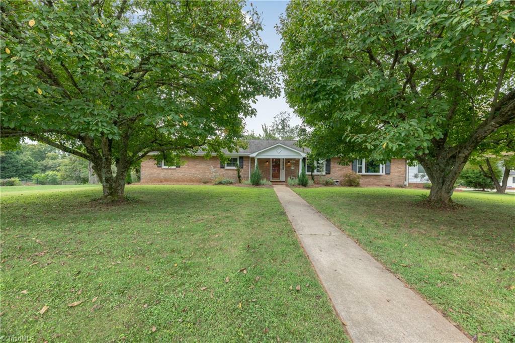 Property Photo:  5340 Mountain View Road  NC 27104 