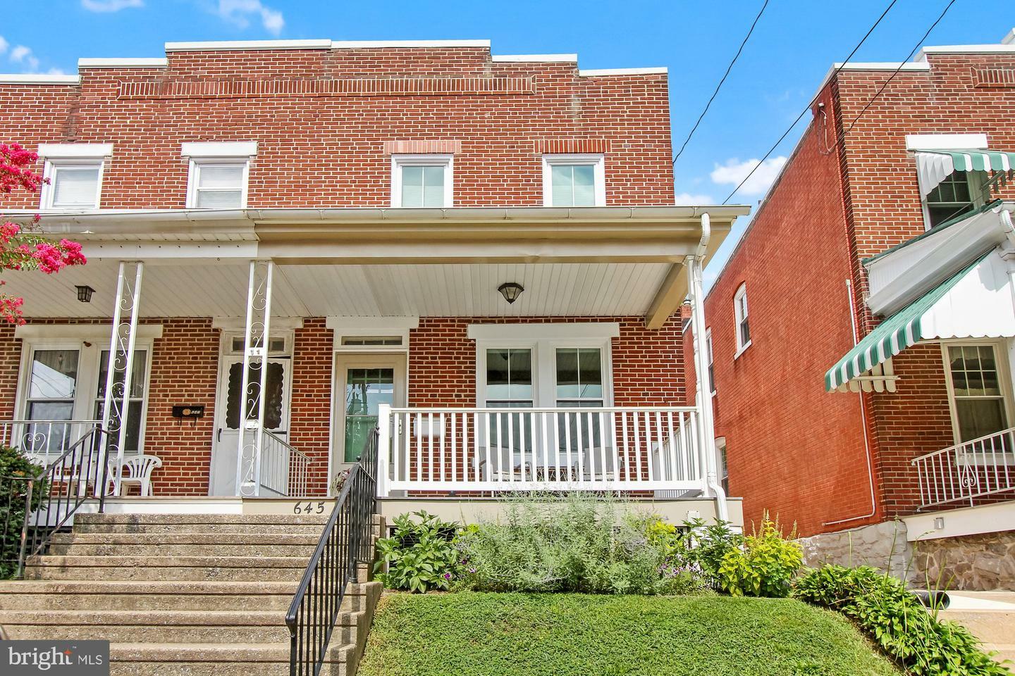 Property Photo:  645 Hamilton Street  PA 17602 