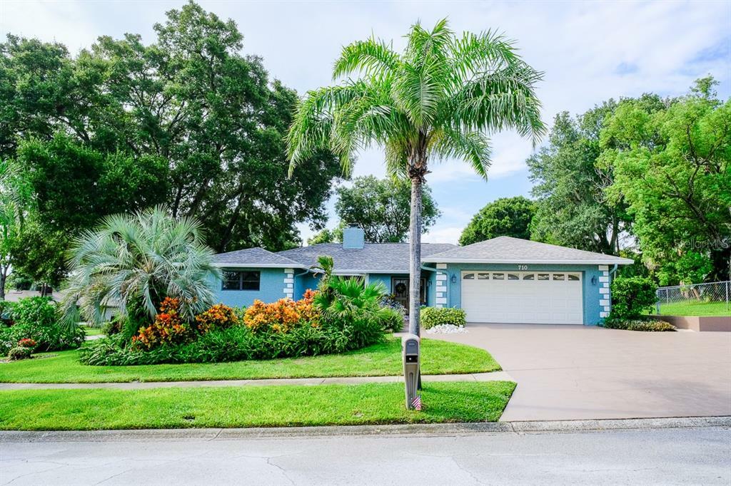 Property Photo:  710 Rolling Hills Drive  FL 34683 