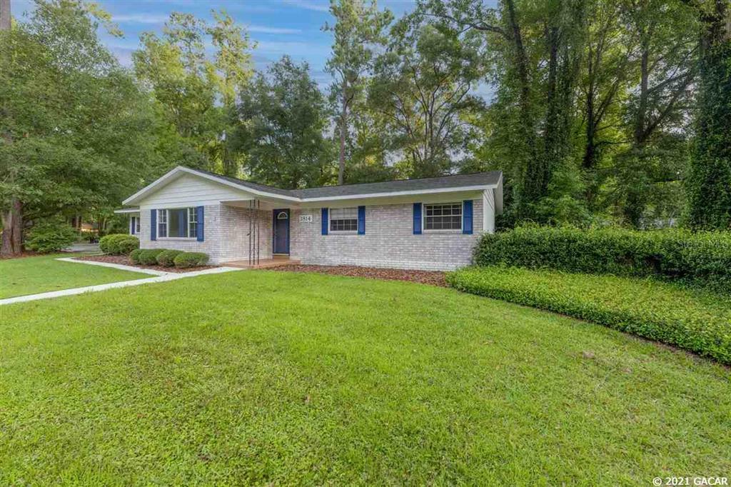 Property Photo:  3814 NW 9th Avenue  FL 32605 