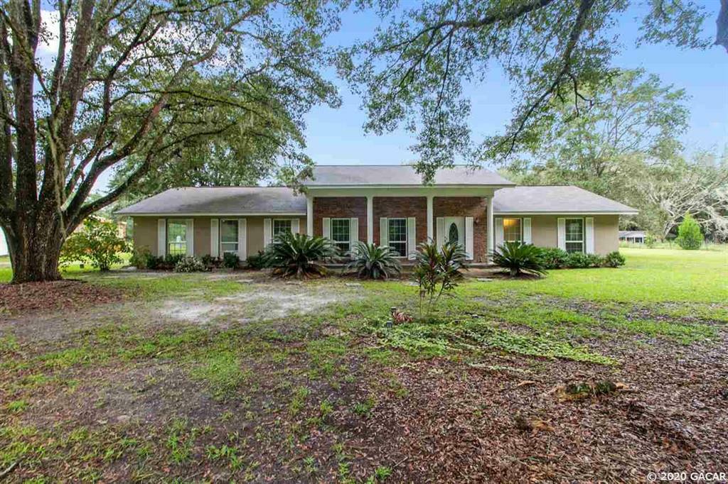 Property Photo:  5112 SW 170th Street  FL 32618 