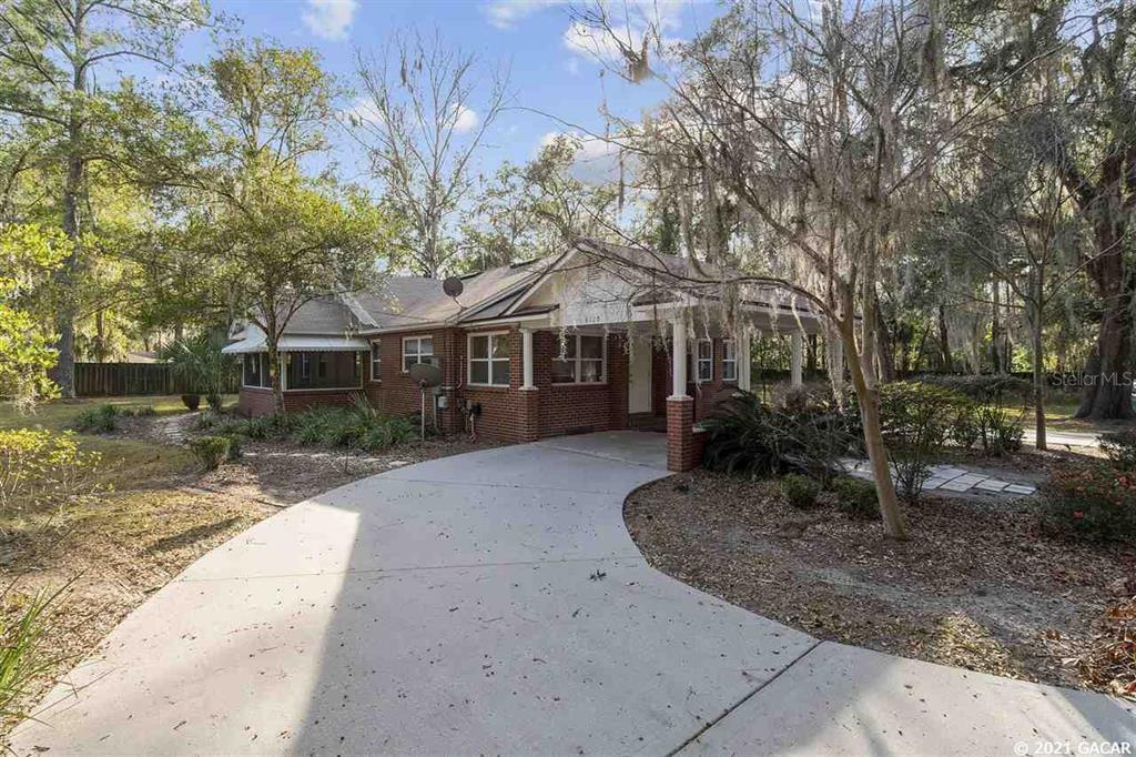 Property Photo:  3110 NW 21st Street  FL 32605 