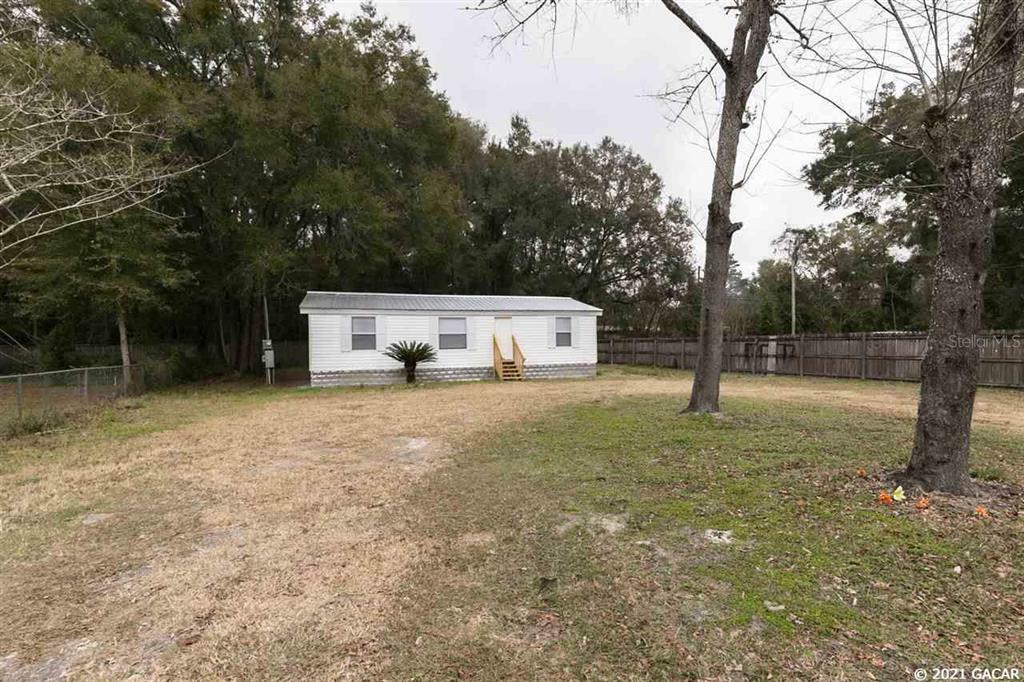 Property Photo:  23236 NW 179th Place  FL 32643 