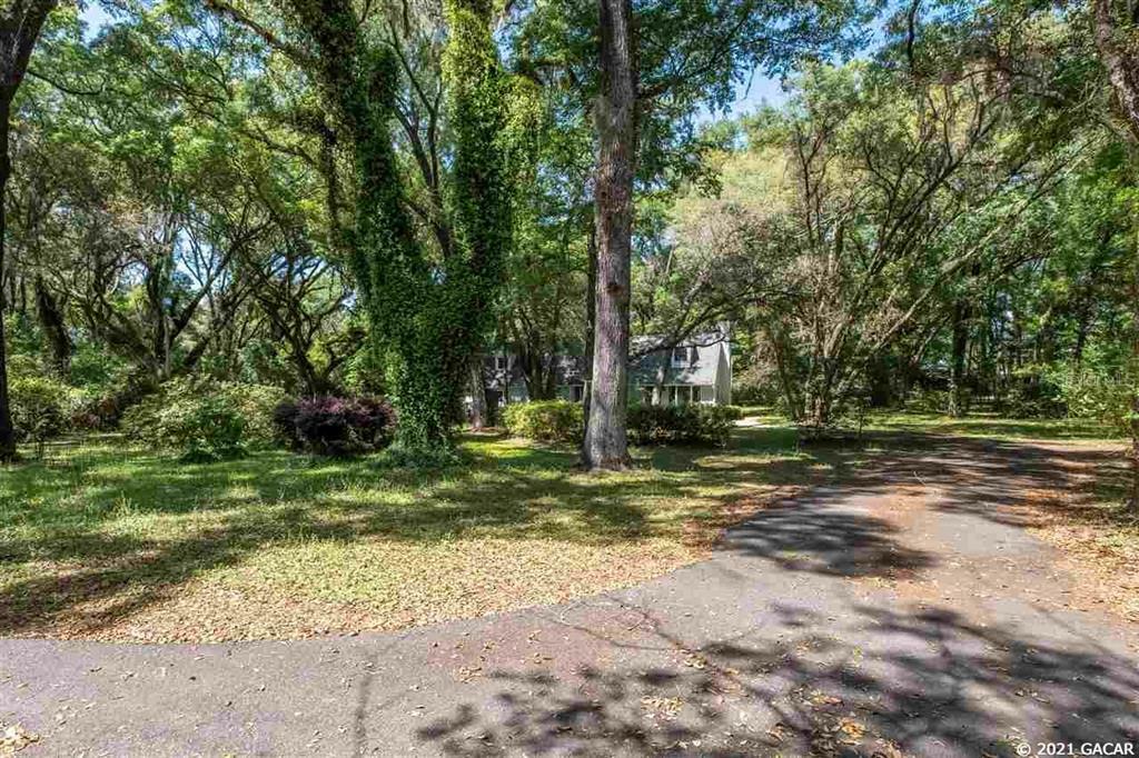 Property Photo:  15018 SW 15th Avenue  FL 32669 