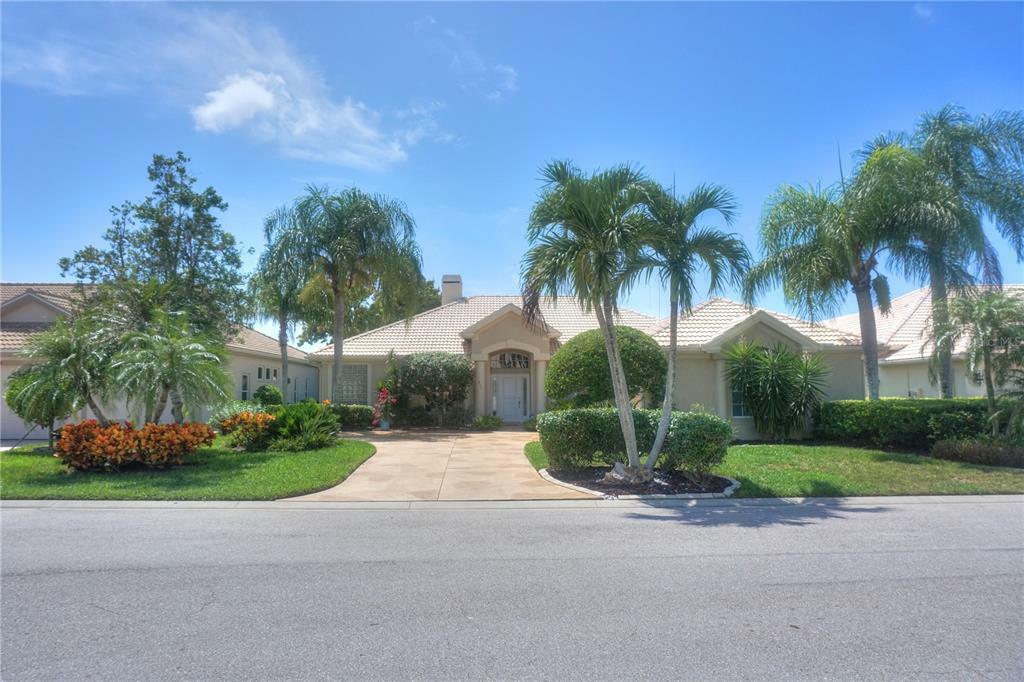 Property Photo: 411 Pebble Creek Court FL 34285
