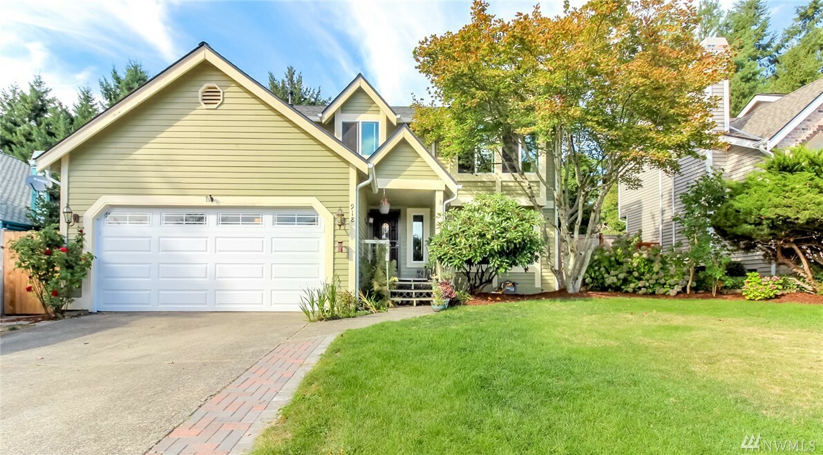 Property Photo:  918 SW 314th Place  WA 98023 