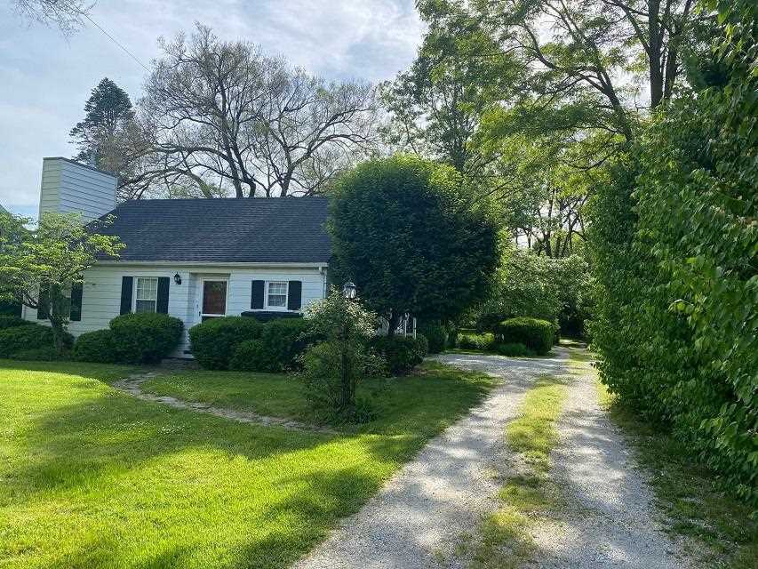 Property Photo: 1628 Chester Blvd IN 47374