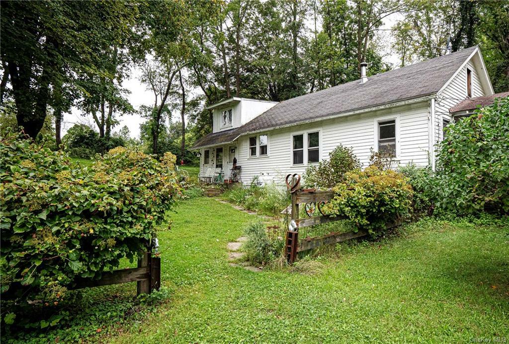 Property Photo:  30 Iron Mountain Road  NY 10990 