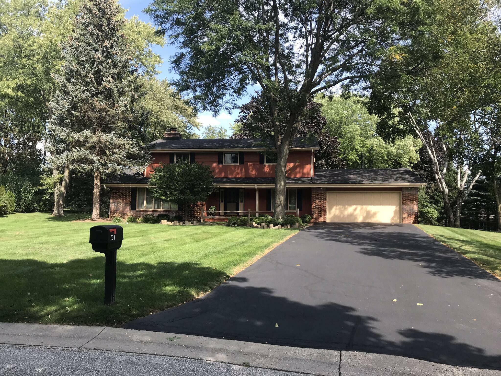 Property Photo:  630 Forest Grove Cir  WI 53005 