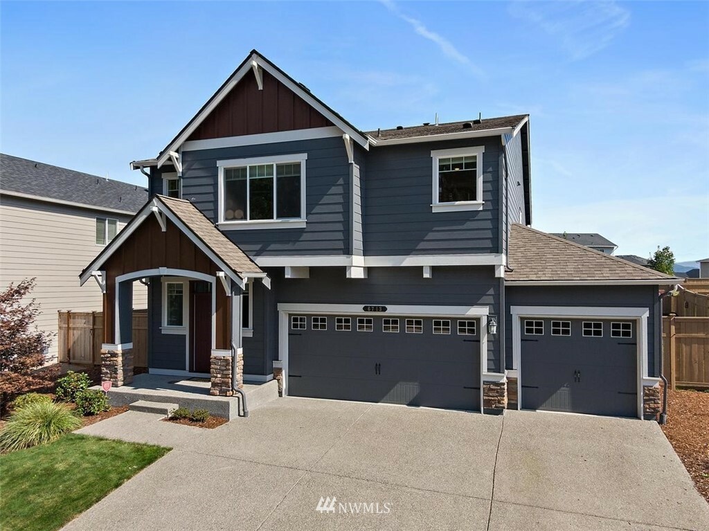 Property Photo:  6713 226th Avenue Ct E  WA 98321 