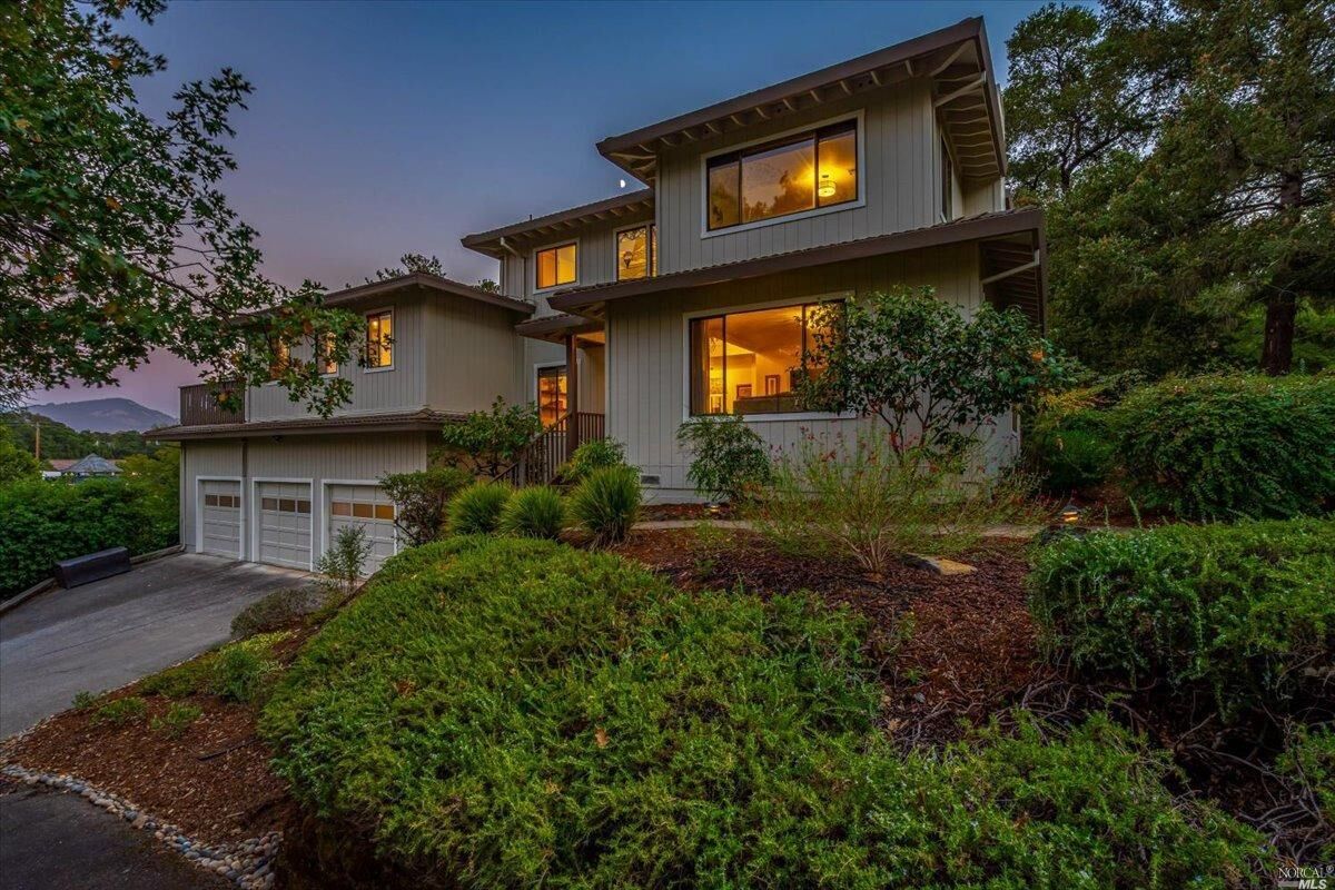 Property Photo: 120 Massimo CA 95404