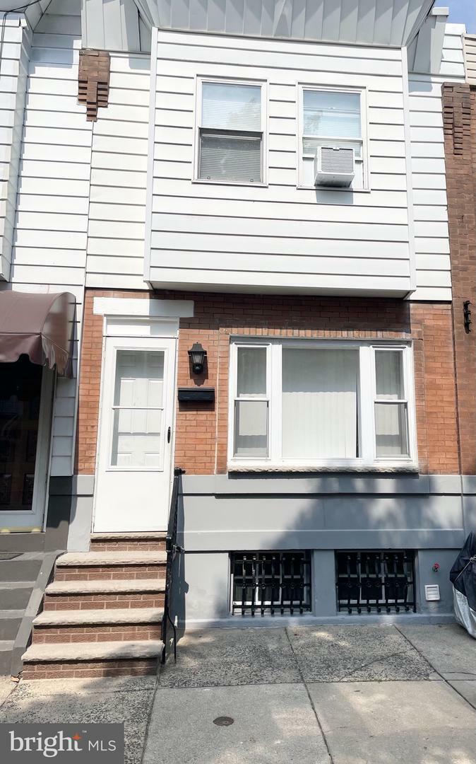 Property Photo:  2640 S Iseminger Street  PA 19148 