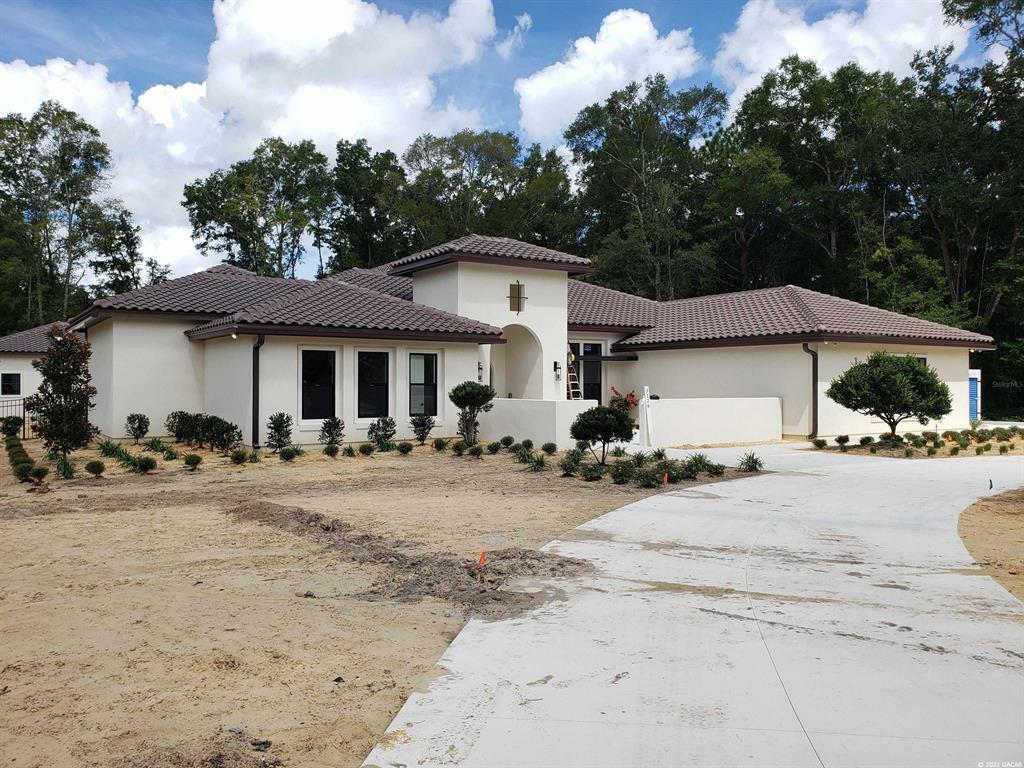 Property Photo:  3128 SW 111th Way  FL 32608 