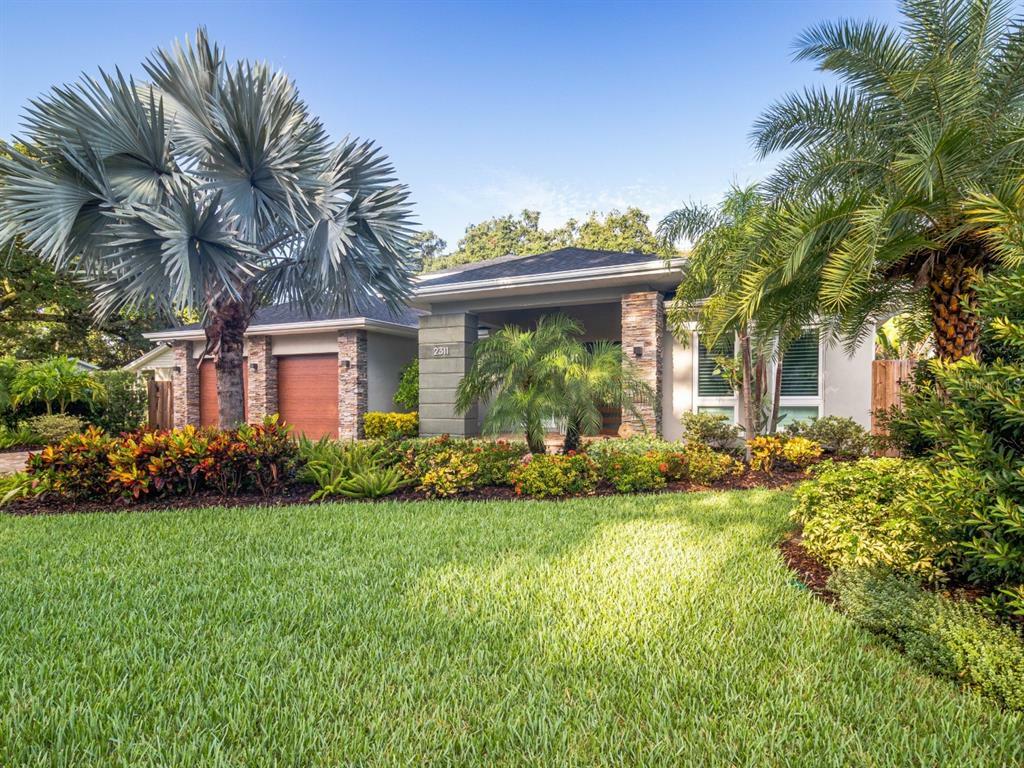 Property Photo:  2311 S Thixton Court  FL 33629 