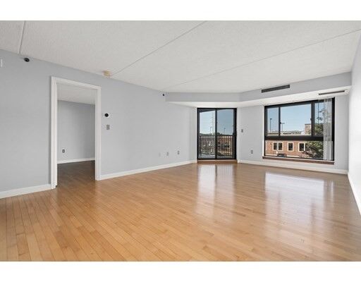 Property Photo: 60 Rantoul Street 208 MA 01915