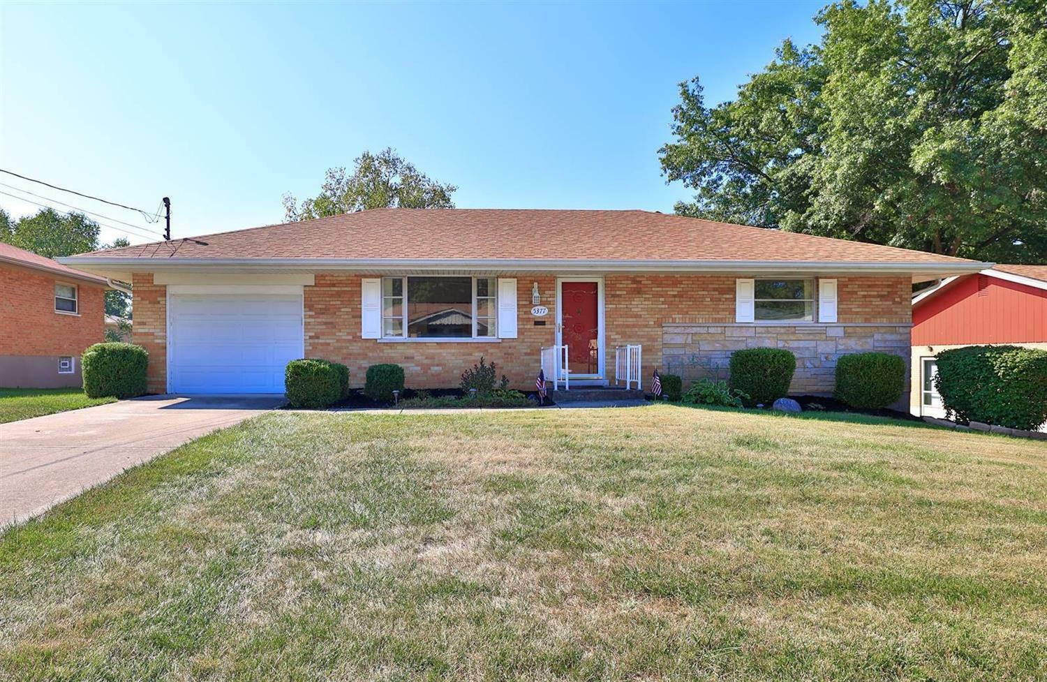 Property Photo: 5377 Laured Pl OH 45238