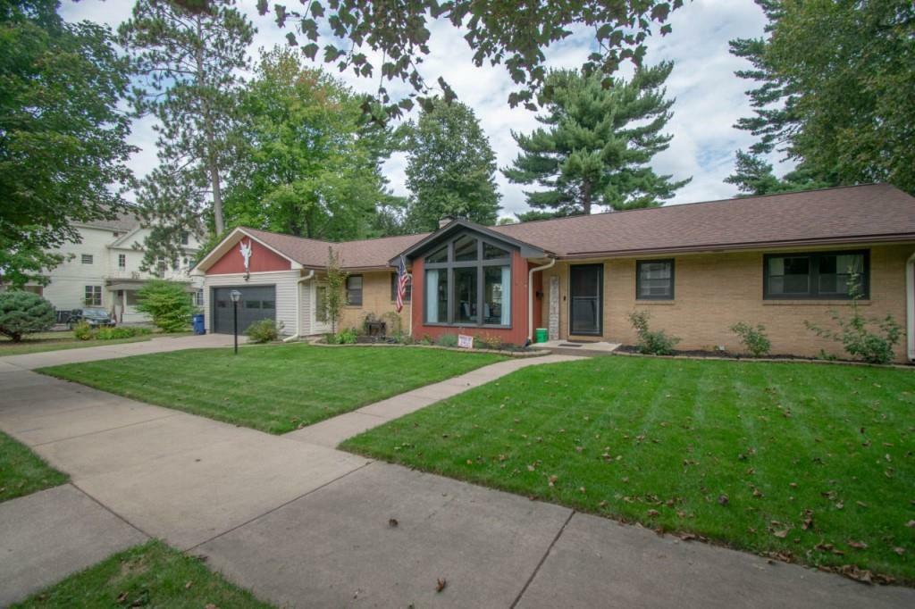 Property Photo:  812 Franklin Street  WI 54403 