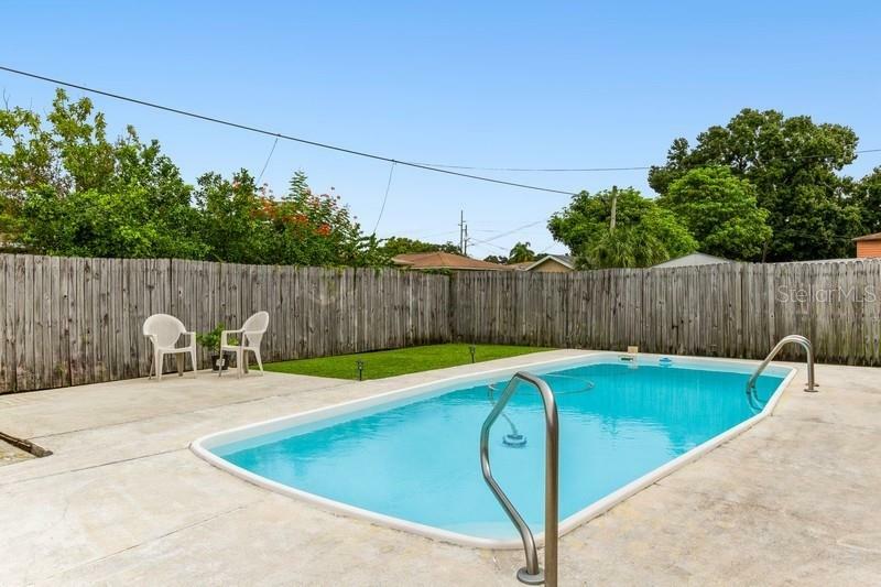 Property Photo:  3415 W Aileen Street  FL 33607 