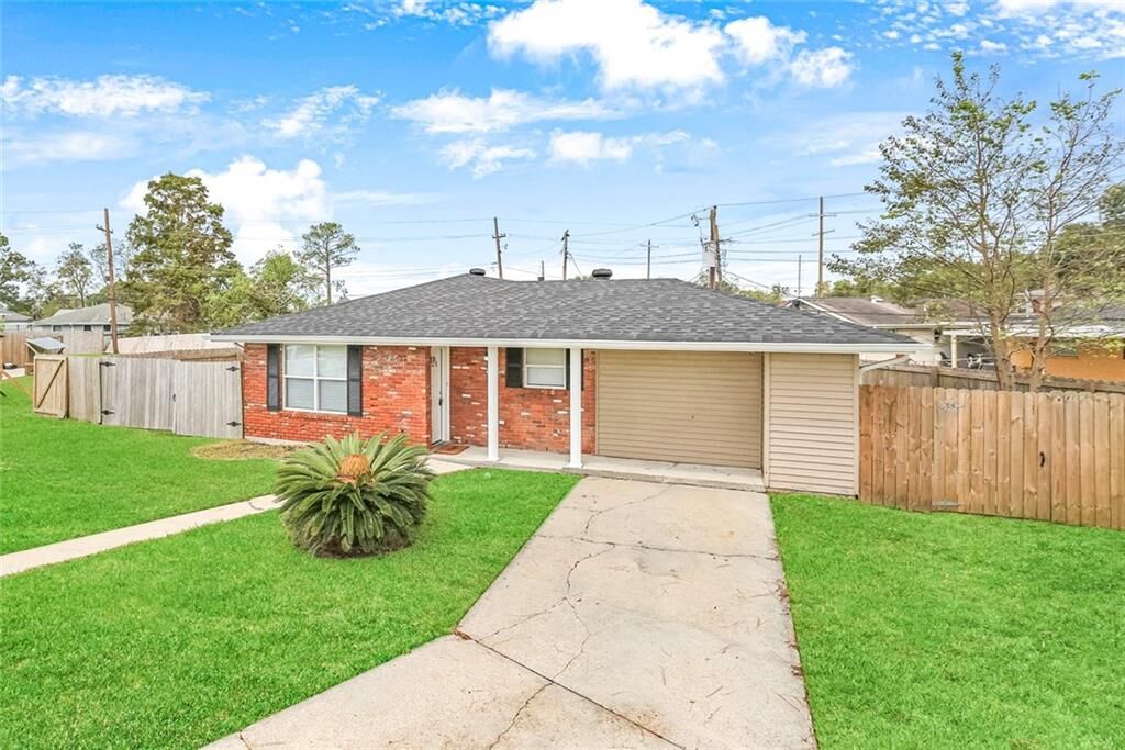 Property Photo: 2518 Frances Street LA 70092
