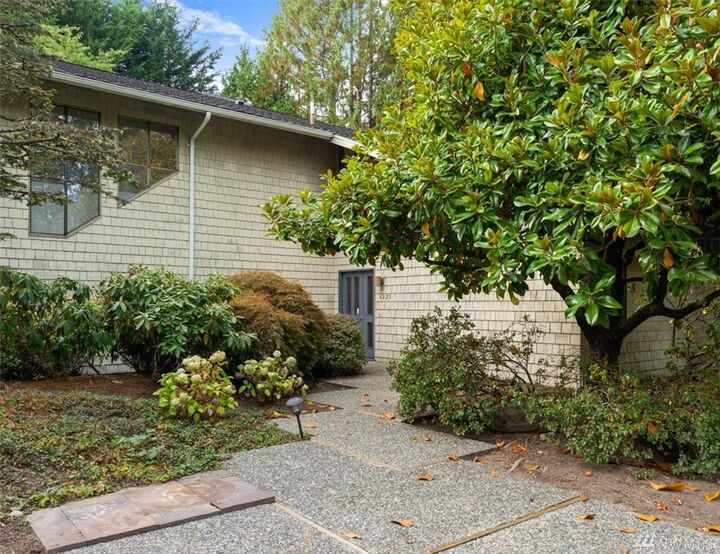 Property Photo:  4225 143rd Place NE  WA 98007 
