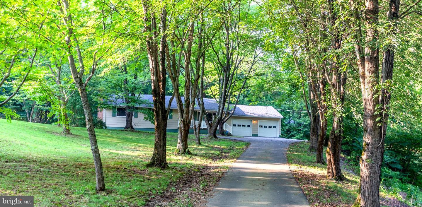 Property Photo: 45 Dent Road VA 22554