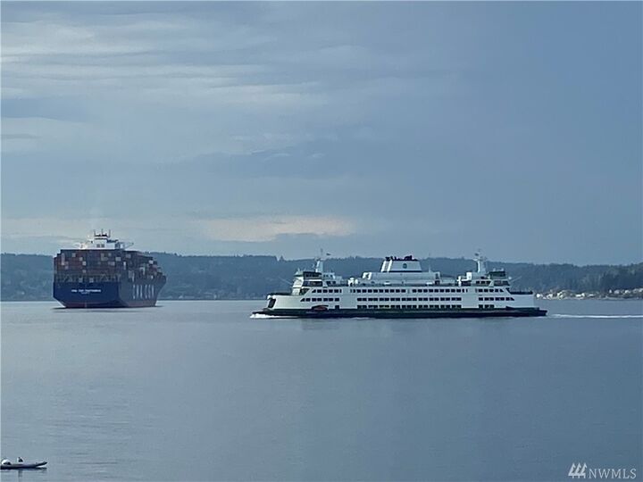 Property Photo:  10043 NE South Beach Dr  WA 98110 