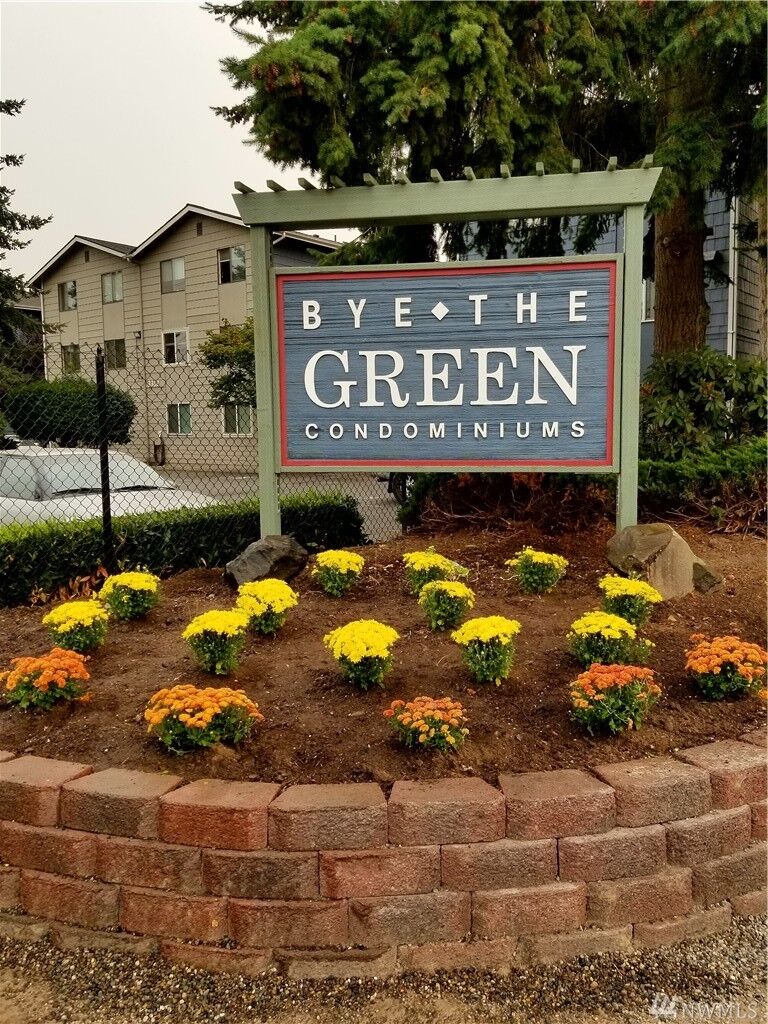 Property Photo:  3428 I St NE C202  WA 98002 