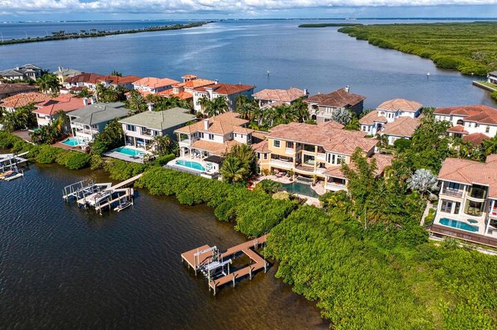 Property Photo: 4119 Causeway Vista Drive FL 33615
